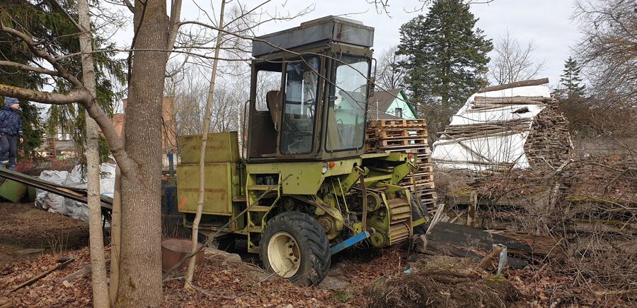 Grass shredder